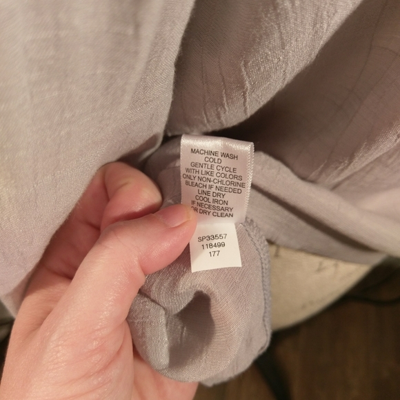 Gray Muslin Smock style top - Picture 6 of 7